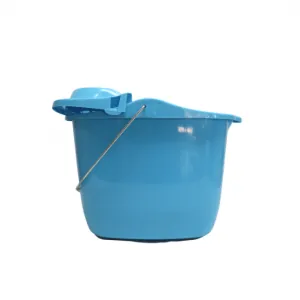 Balde Simple con Ruedas