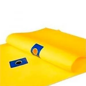 Trapero Con Ojal Amarillo